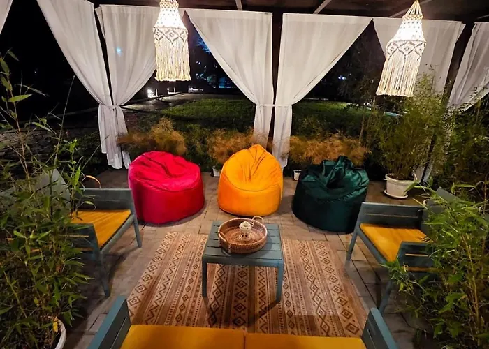 Pinea Mare Villa Golem (Tirana)