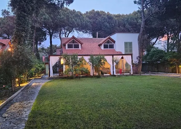 Pinea Mare Villa