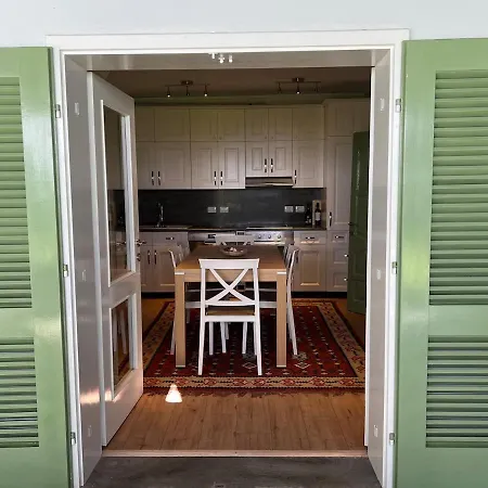 Villa Pinea Mare Golem (Tirana)