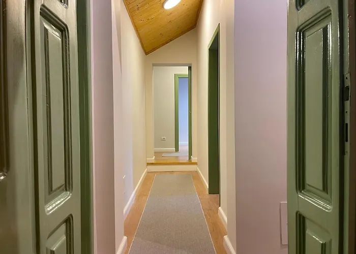 Βίλα Pinea Mare Golem (Tirana)